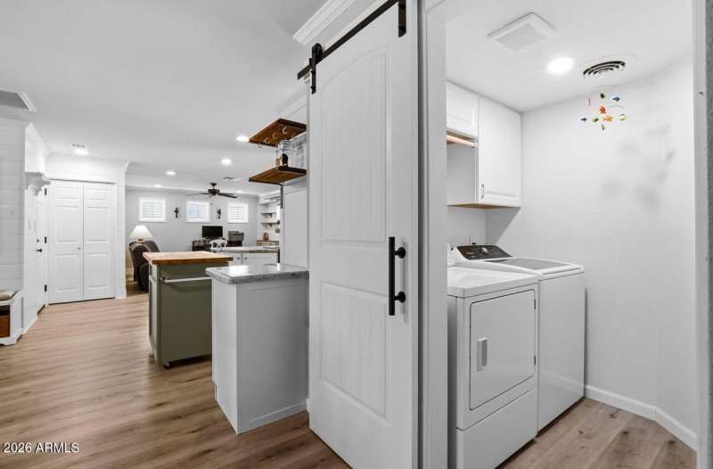 38-web-or-mls-18421 N 45th Dr Glendale,