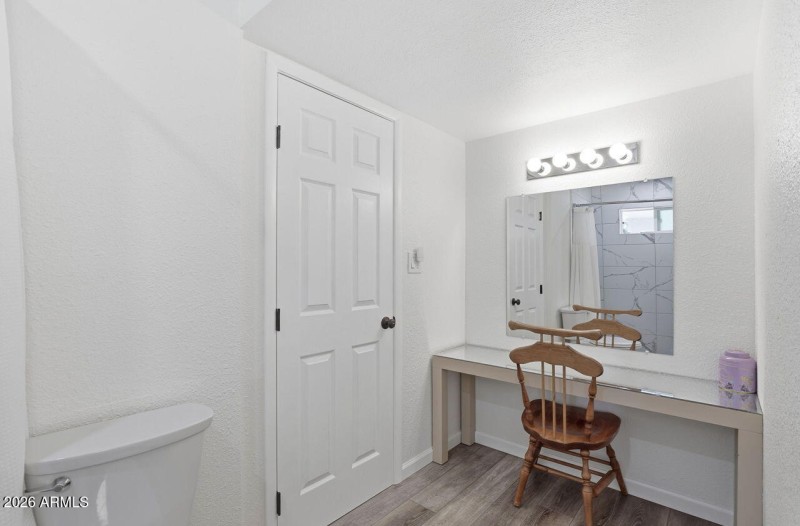 43-web-or-mls-18421 N 45th Dr Glendale,