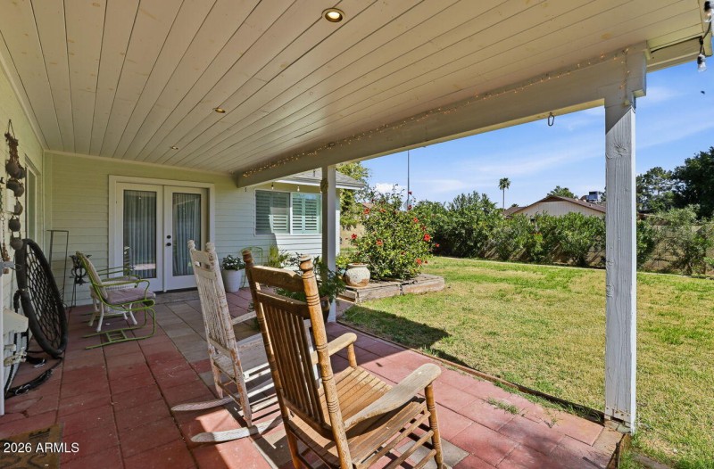 46-web-or-mls-18421 N 45th Dr Glendale,