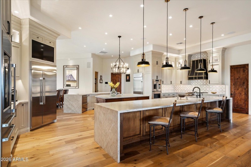 Quartzite leather counters