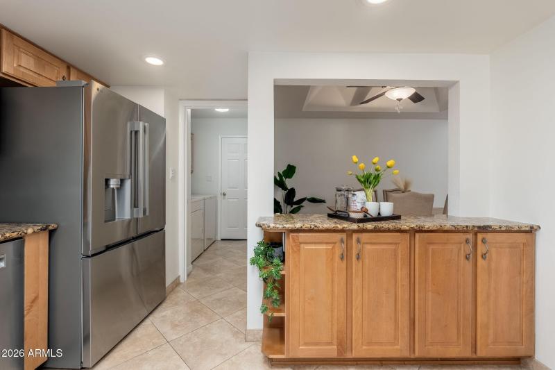 3015 E Coolidge St Unit 2 - 13