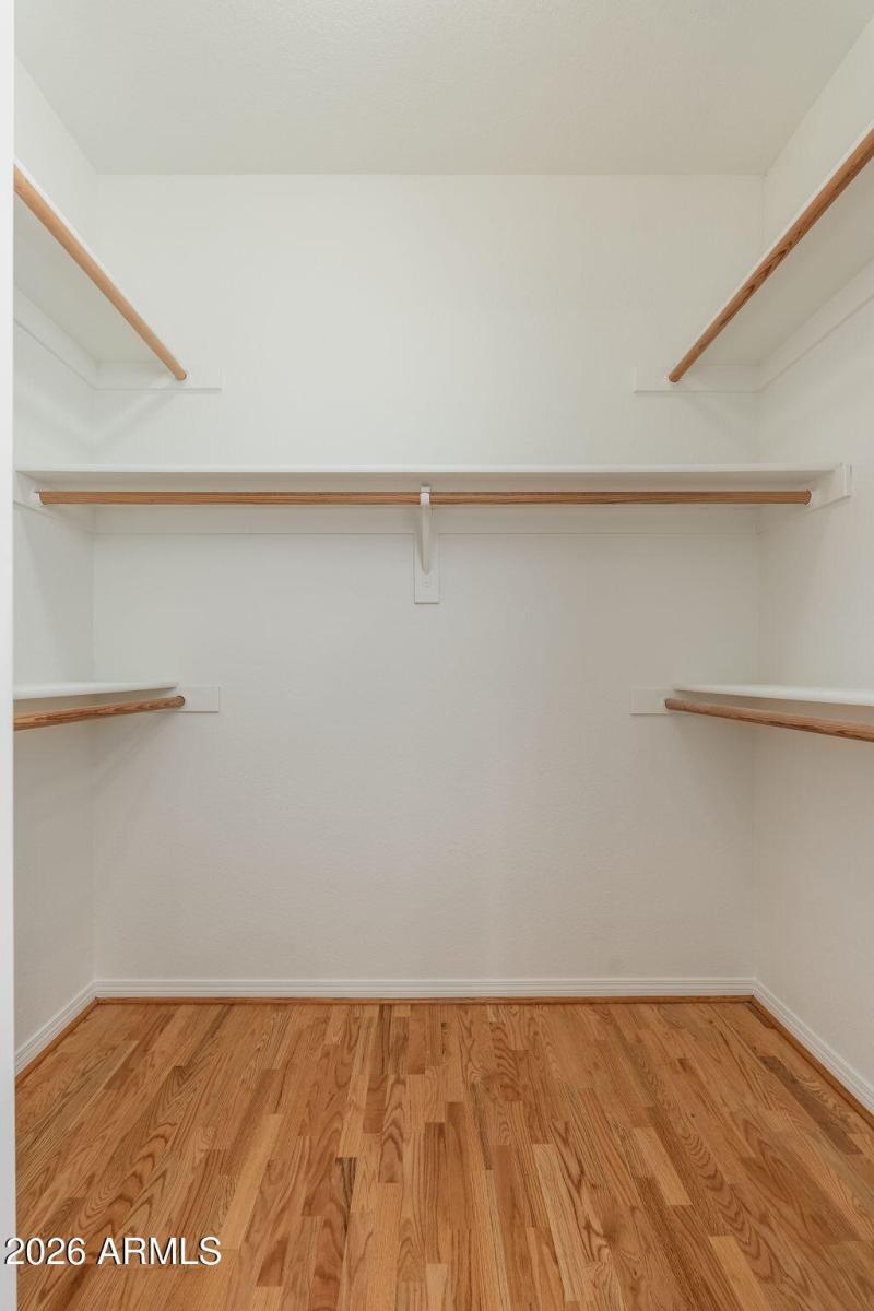 3015 E Coolidge St Unit 2 - 25