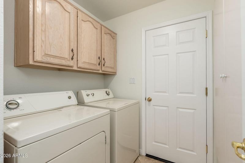 3015 E Coolidge St Unit 2 - 31