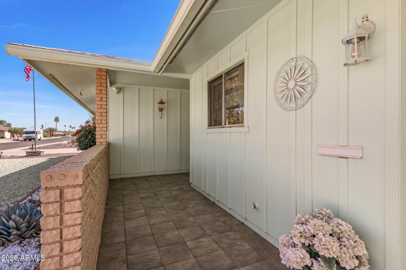 Twin Oaks - Tiled Entry Way