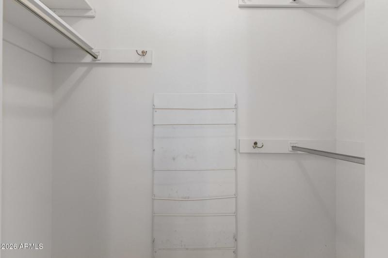 Twin Oaks - Master Walk-in Closet