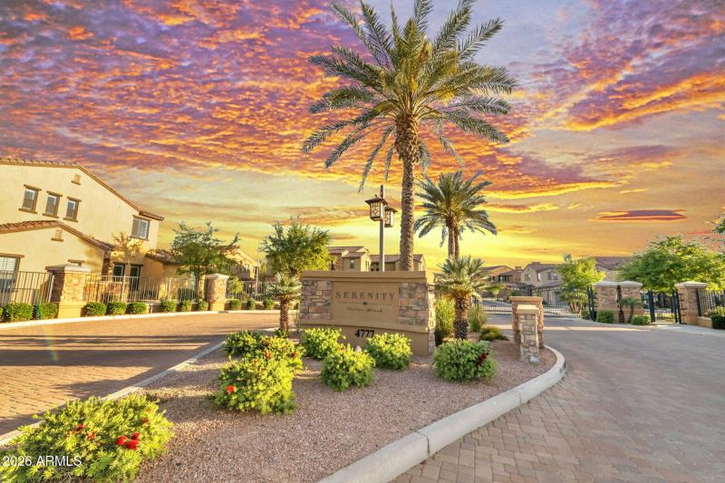 02 Serenity Shores Entry