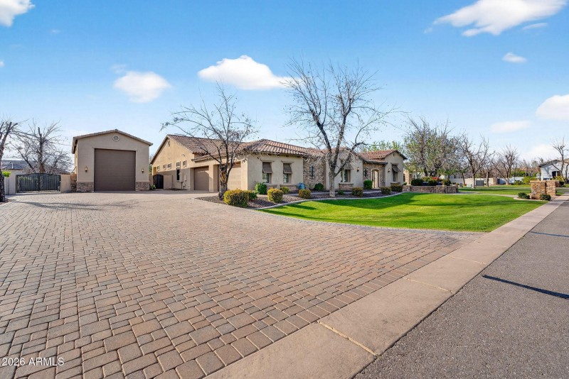 Plenty of room for guest parking