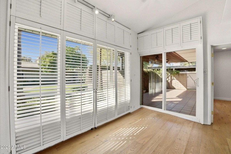 Dining Windows & Patio Doors