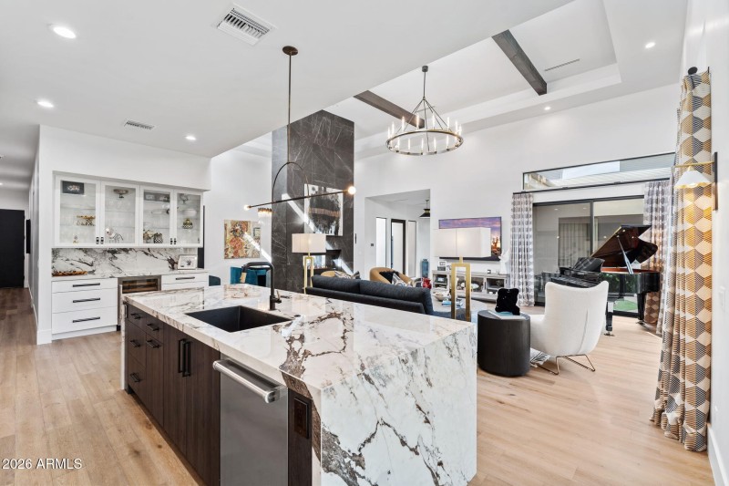 5535 N 2nd Place, Phoenix 85012