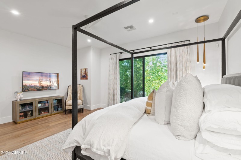 5535 N 2nd Place, Phoenix 85012