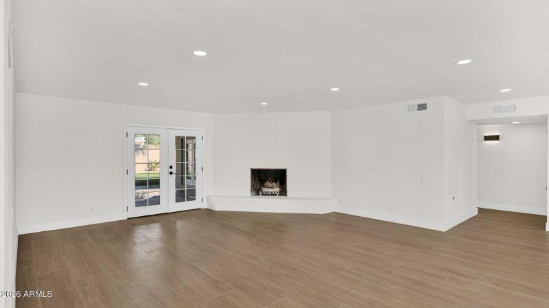 9-web-or-mls-P1442223