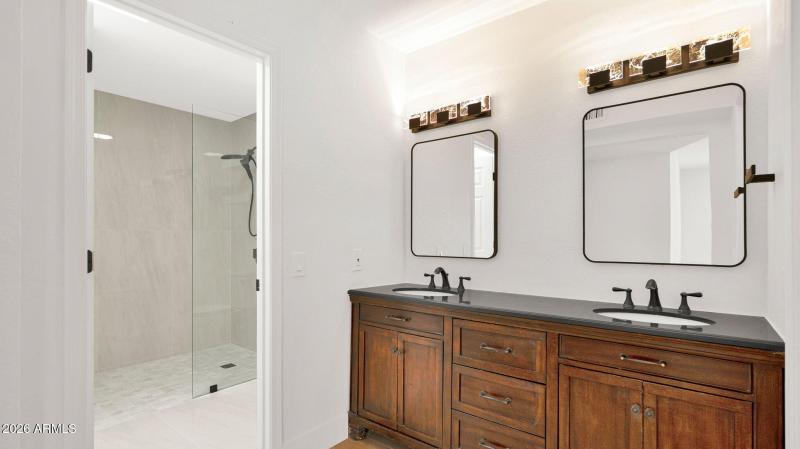 20-web-or-mls-P1442271