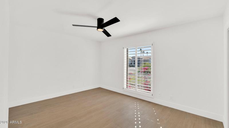 26-web-or-mls-P1442321