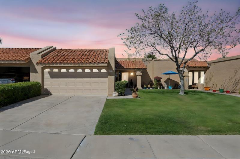 2-web-or-mls-9066-e-evans-dr