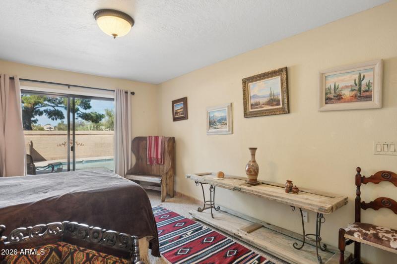 17-web-or-mls-9066-e-evans-dr