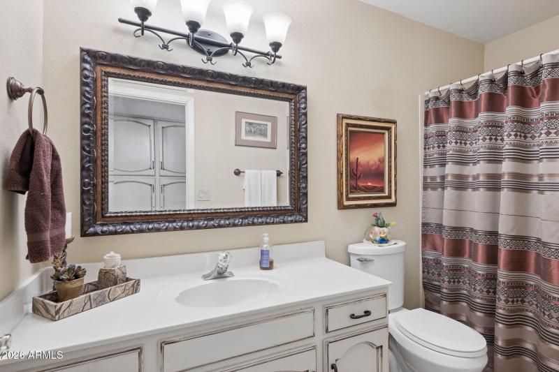 23-web-or-mls-9066-e-evans-dr