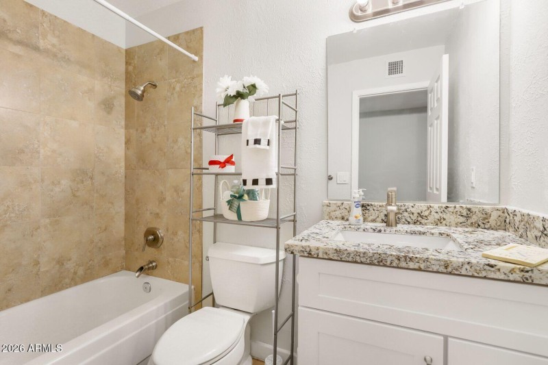 4341 W Bluefield Ave - Web Quality - 024