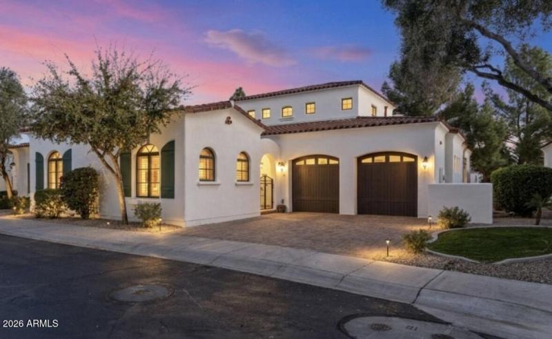 1777 W Ocotillo Rd 16 VT