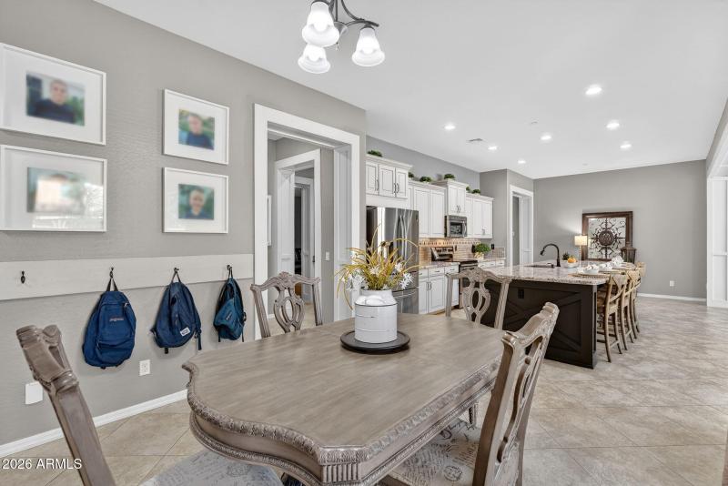 22-web-or-mls-28 Wyatt Way