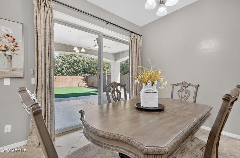 24-web-or-mls-29 Wyatt Way