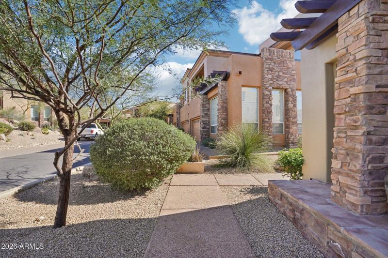 4-web-or-mls-N White Feather Ln 182-S280