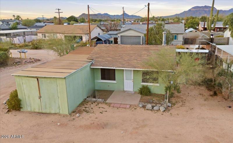 07-10411_E_1st_St_Drone_8