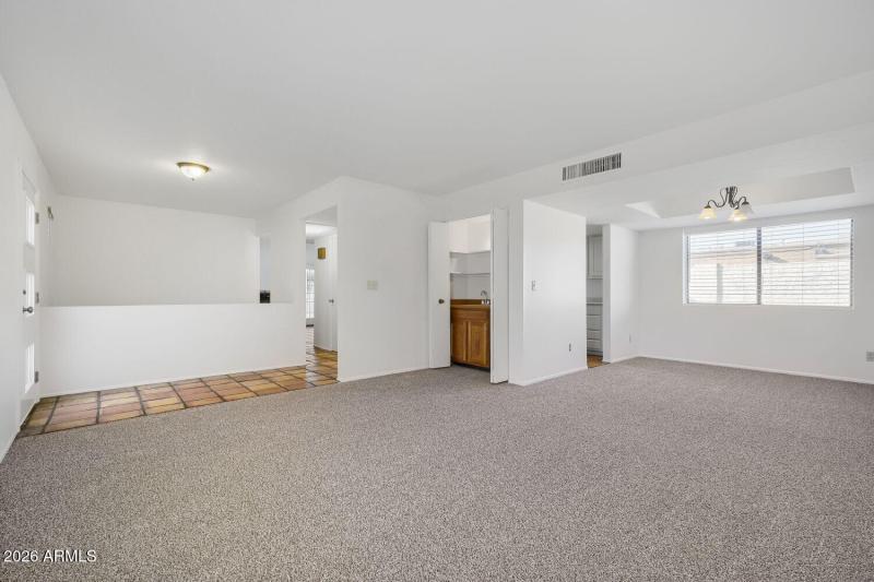 2044 S Don Carlos Apt 7 - Web Quality -