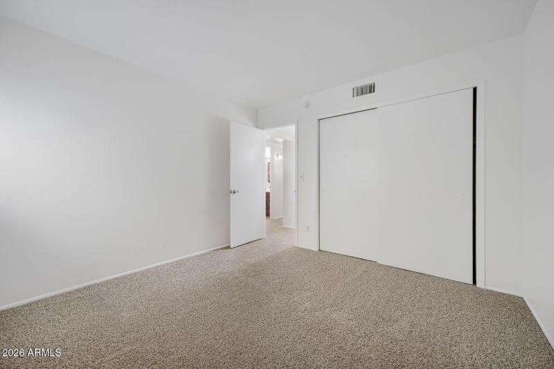 2044 S Don Carlos Apt 7 - Web Quality -