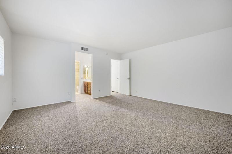 2044 S Don Carlos Apt 7 - Web Quality -