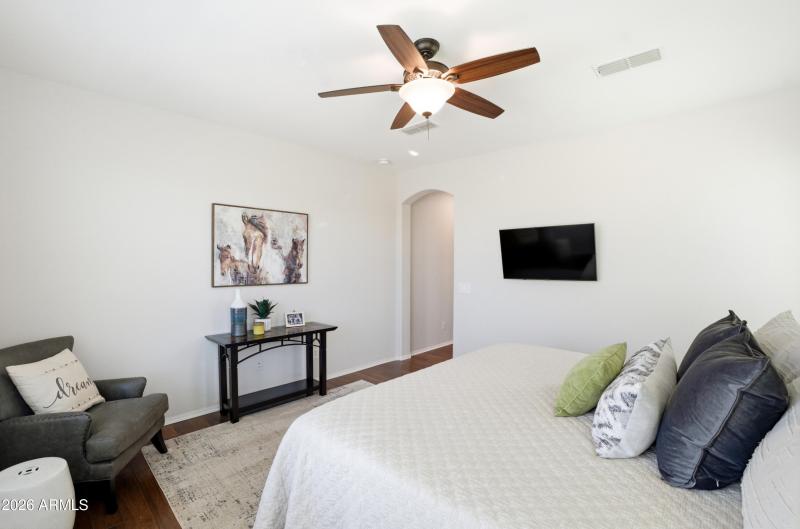 4062 n presidential dr-16