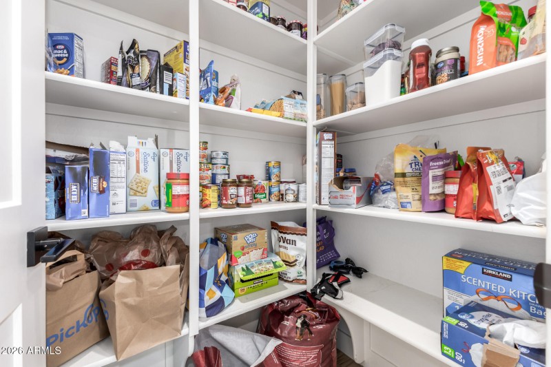 Walk in Pantry