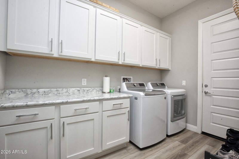 074_20218NWagnerWashDr