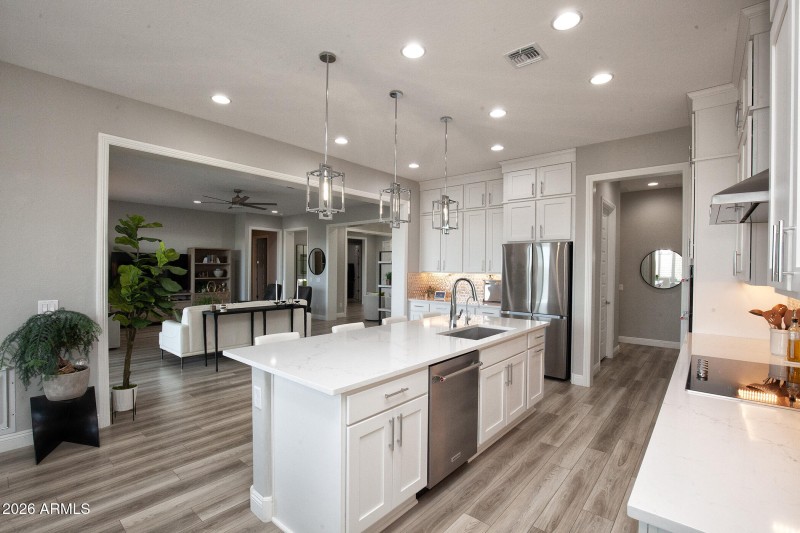 058_20218NWagnerWashDr