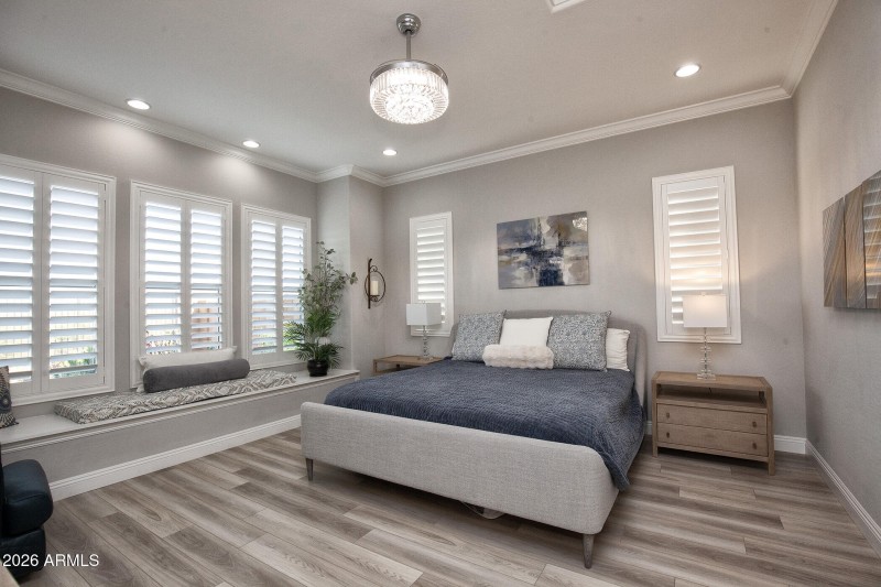 048_20218NWagnerWashDr