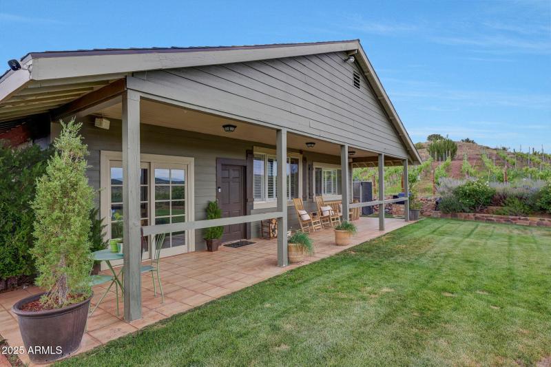 1144 sq ft Orchid House