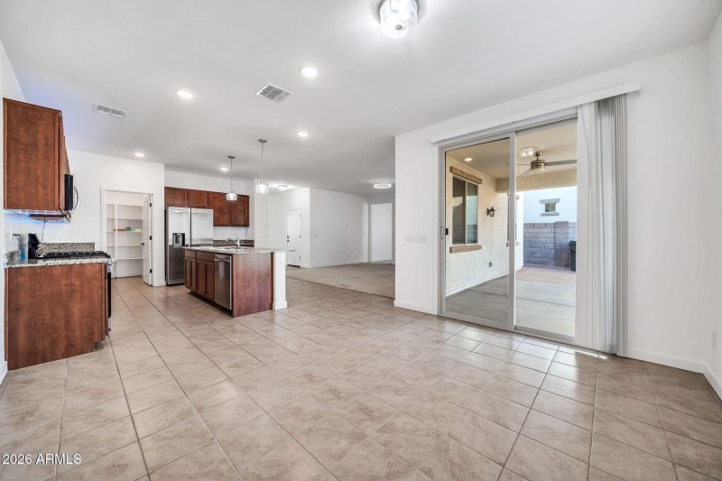 mls_17432 W Lupine-6