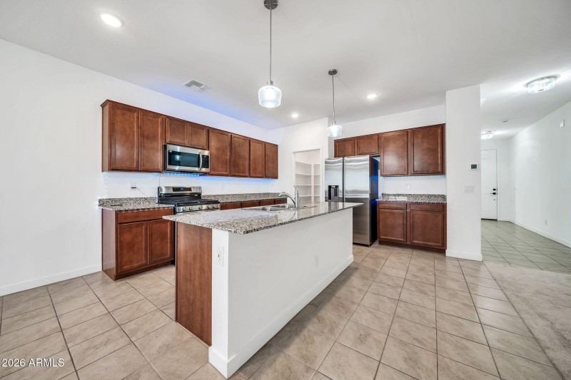 mls_17432 W Lupine-14