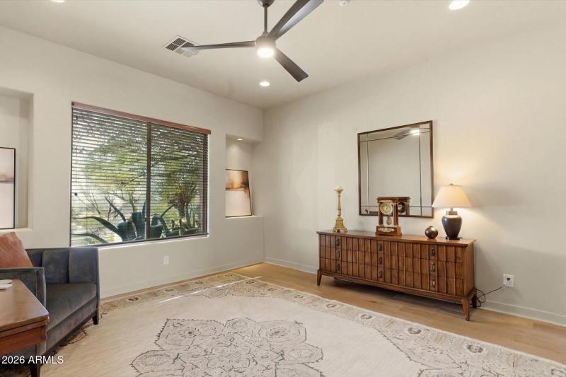 065-99294082-a6e5-481c-a06f-d12096dffa31