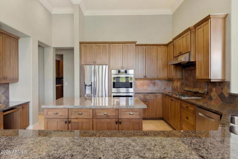 100-remove_chords_on_the_kitchen_cou-0