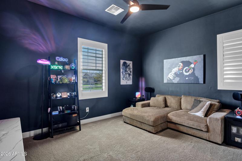 3484 E Bloomfield Pkwy-29