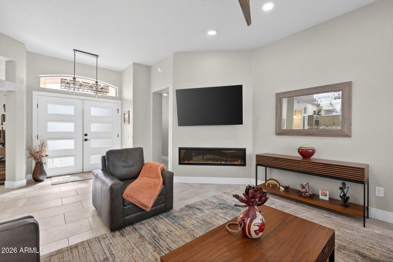 12_22015_N_Mirage_Lane12_mls