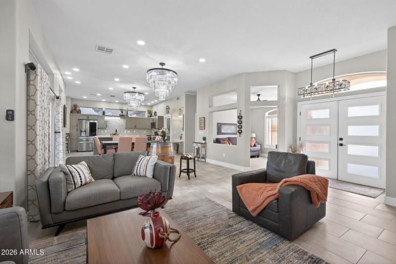 13_22015_N_Mirage_Lane13_mls