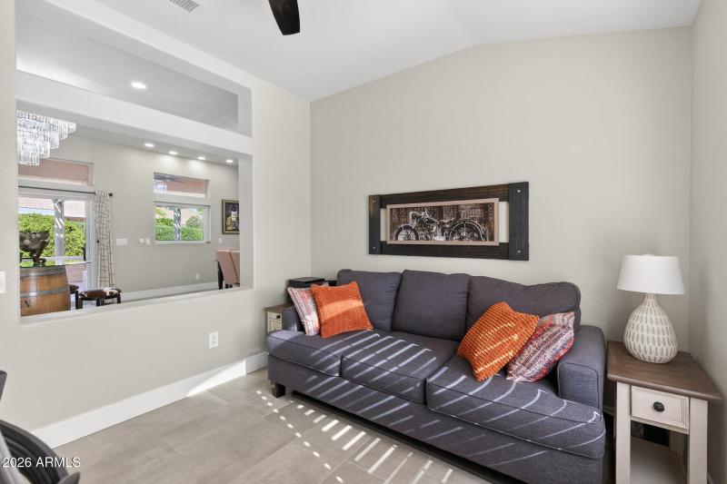 15_22015_N_Mirage_Lane15_mls