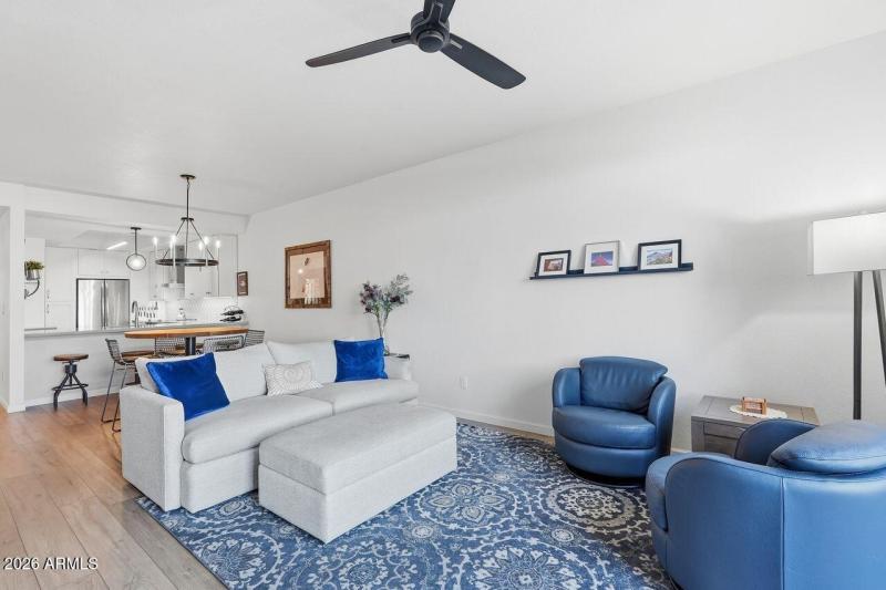 Great Room to Kitchen