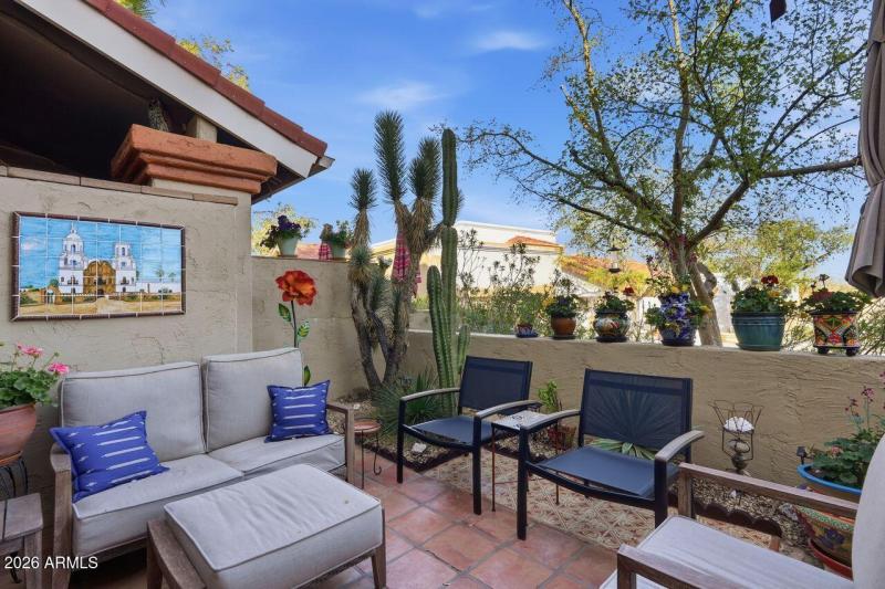 Private Spacious Patio