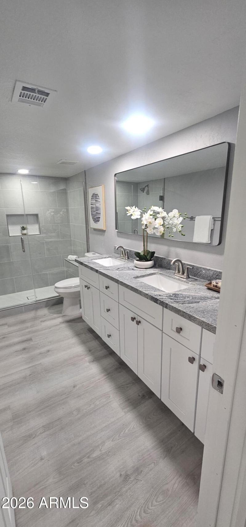 Emerald Scottsdale 10949 E Hope Dr 85259