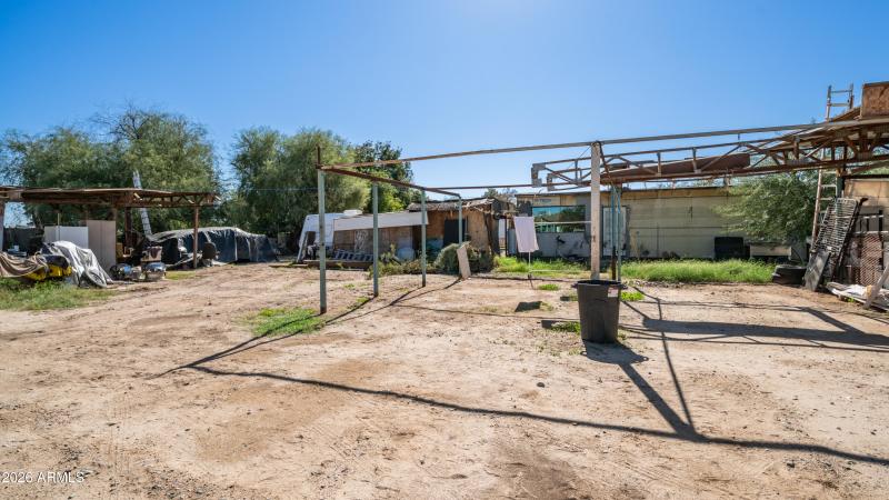 5423 S 4th St Ground Photos-5