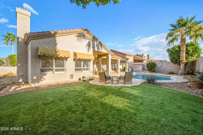 16635 S 12th - Artificial Turf