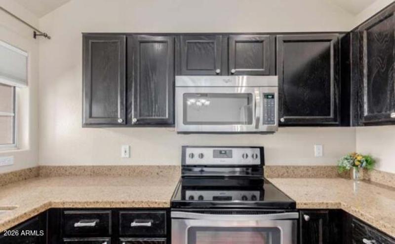 1633 E Lakeside Dr #106, Gilbert, AZ 852