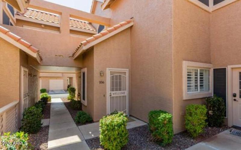 1633 E Lakeside Dr #106, Gilbert, AZ 852
